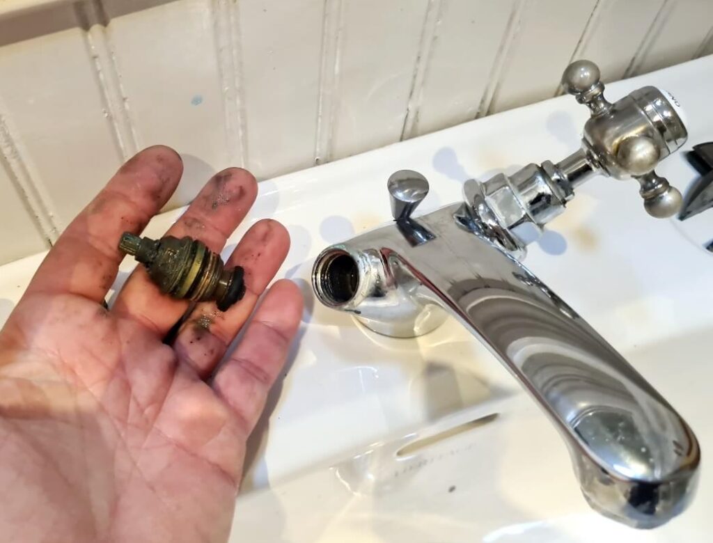 how to replace a mixer tap cartridge