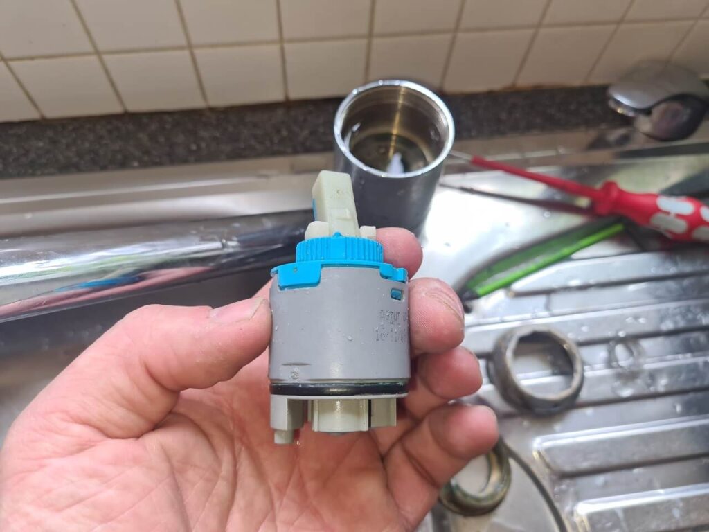 single lever tap cartridge replacement