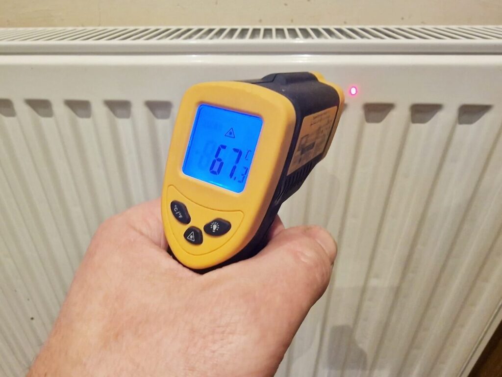 how to balance radiators with laser thermometer