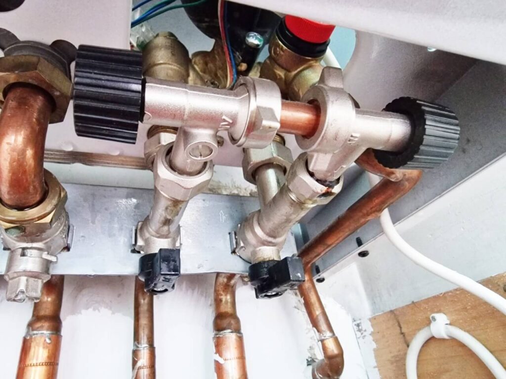 Baxi boiler filling loop with two black knobs