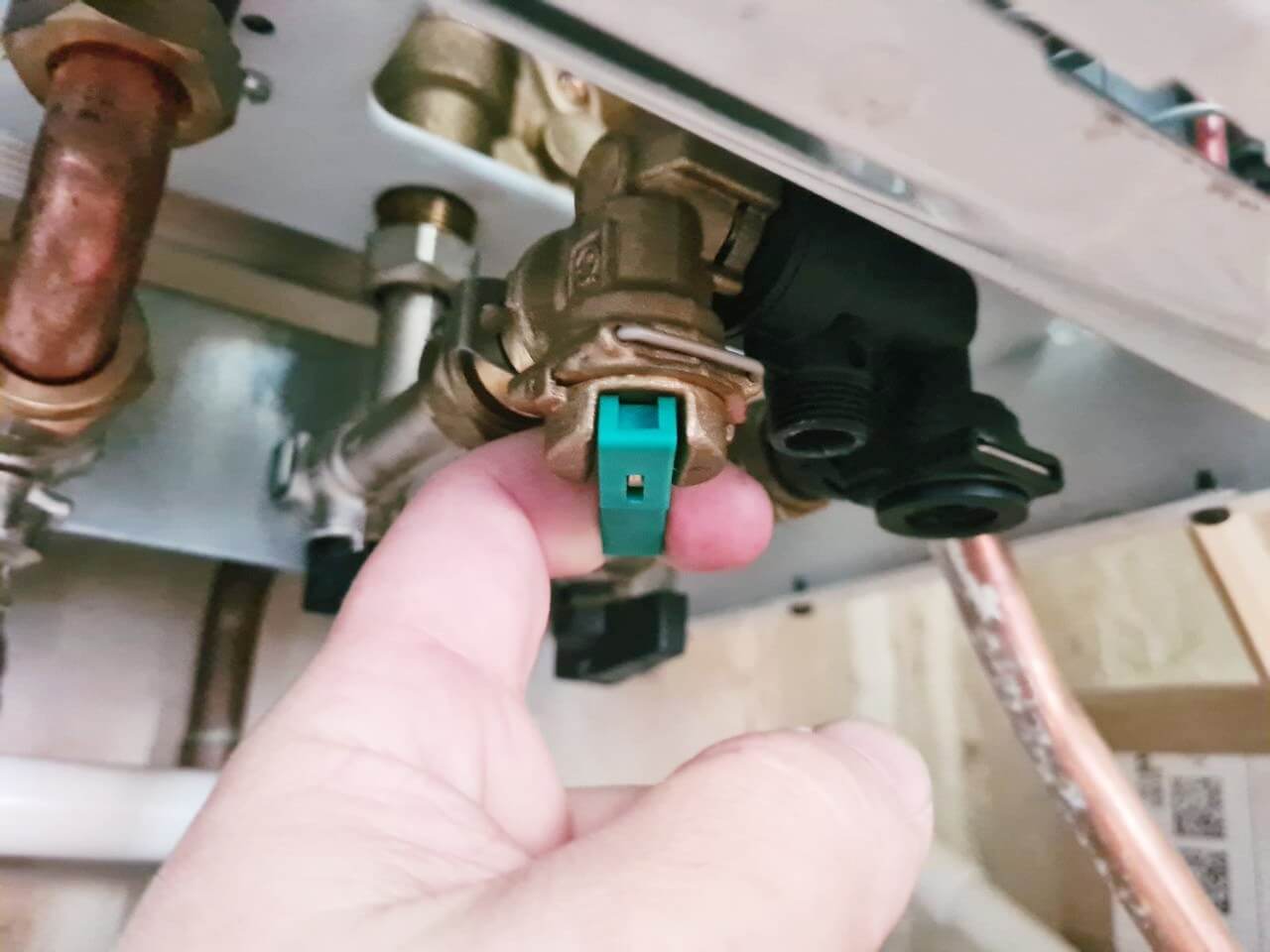 What is a boiler filling loop how to fix and replace guide