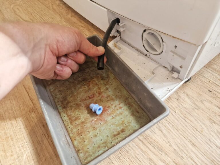 4-ways-to-drain-a-washing-machine-a-plumbers-guide