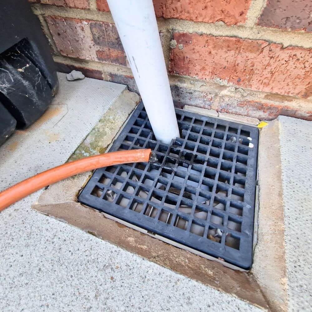 Drain hose in drain