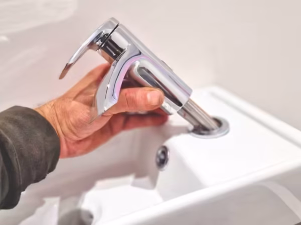 Replacing a basin tap